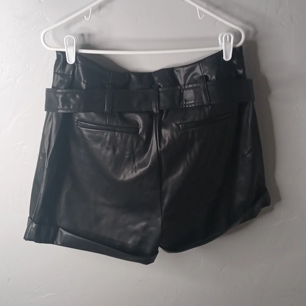 New York &‎ Company Faux Leather Belted Pleated Cuff Short